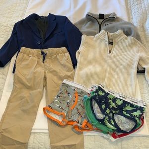 Lot - Bundle of 4T boys’ clothes- Nike, Van Heusen, Carters